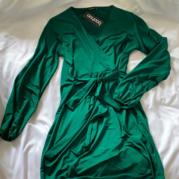 Boohoo wrap green dress - Picture 1 of 3